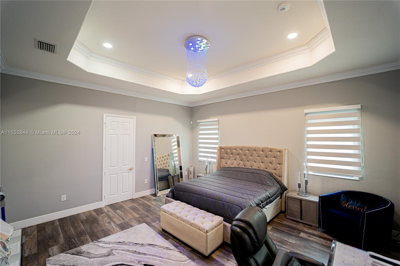 20020 Portcawl Dr, Hialeah, Florida 33015, 5 Bedrooms Bedrooms, ,4 BathroomsBathrooms,Residential,For Sale,20020 Portcawl Dr,A11552844