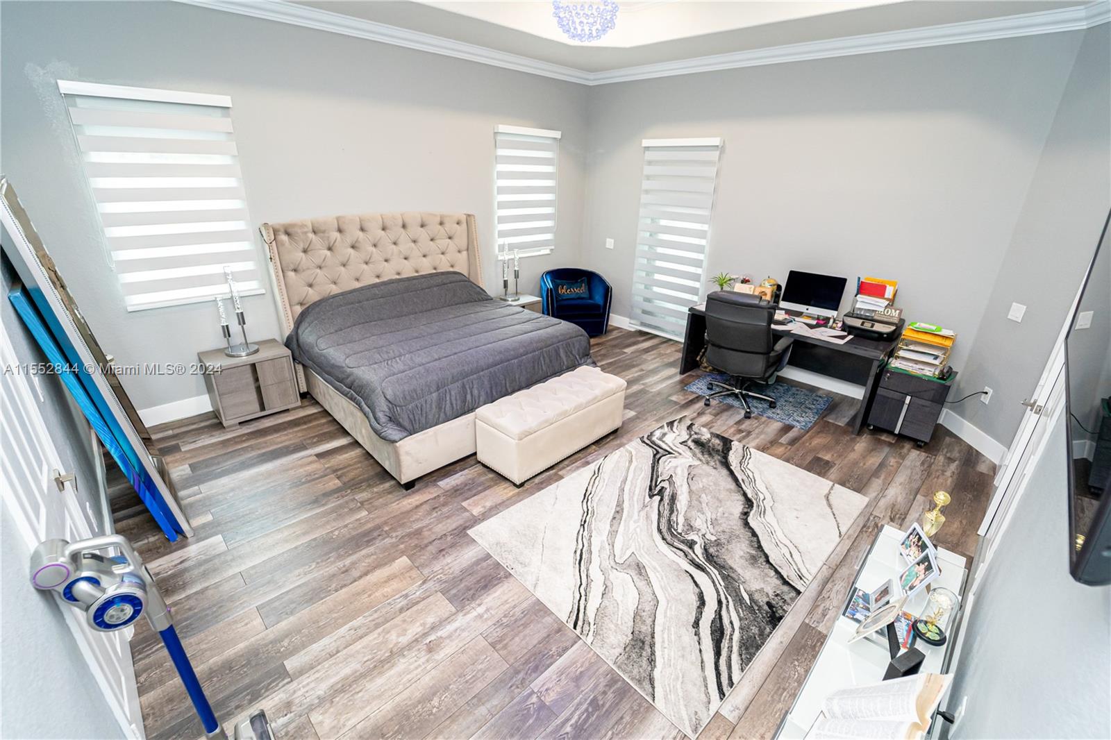 20020 Portcawl Dr, Hialeah, Florida 33015, 5 Bedrooms Bedrooms, ,4 BathroomsBathrooms,Residential,For Sale,20020 Portcawl Dr,A11552844