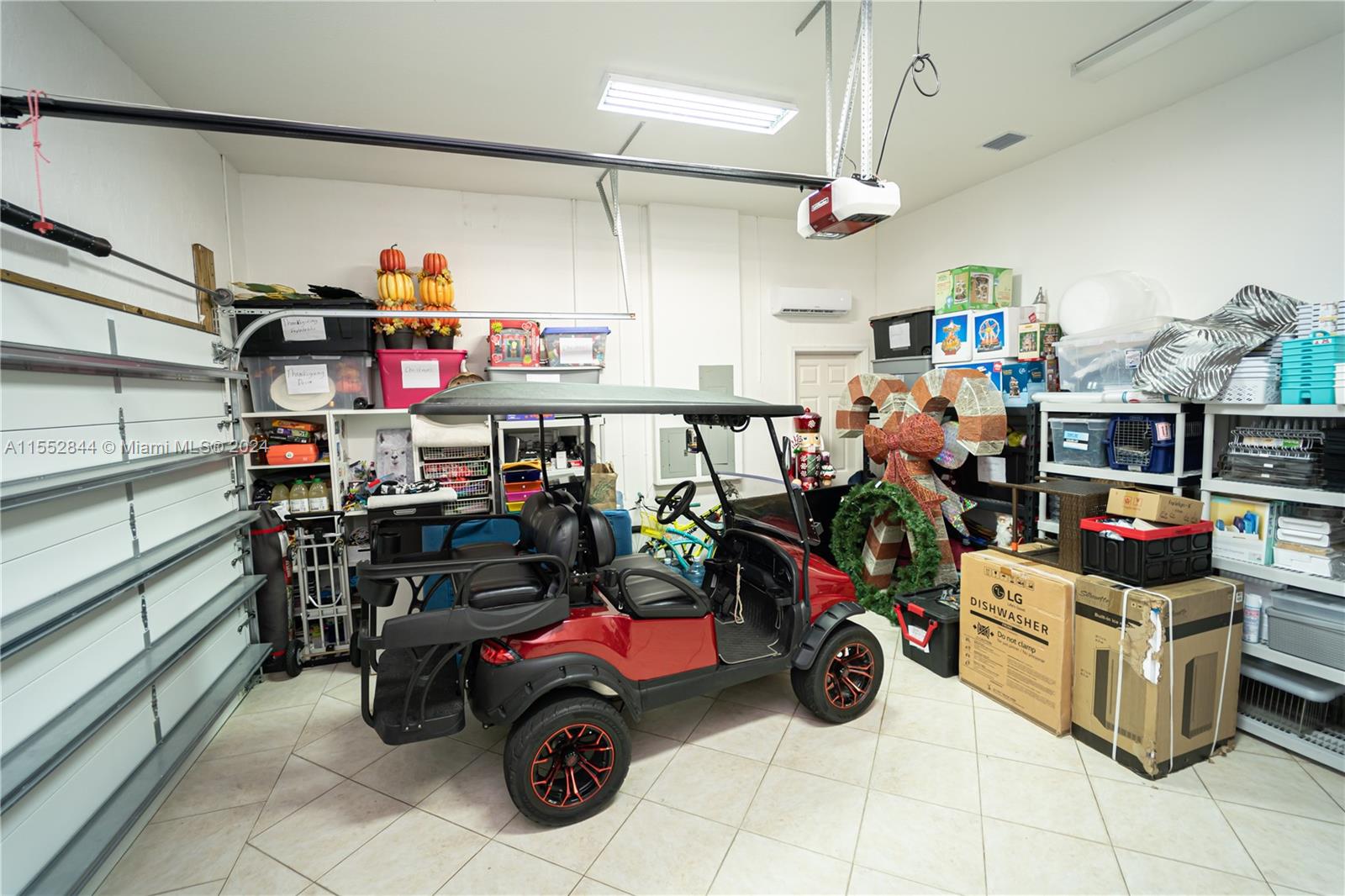 20020 Portcawl Dr, Hialeah, Florida 33015, 5 Bedrooms Bedrooms, ,4 BathroomsBathrooms,Residential,For Sale,20020 Portcawl Dr,A11552844