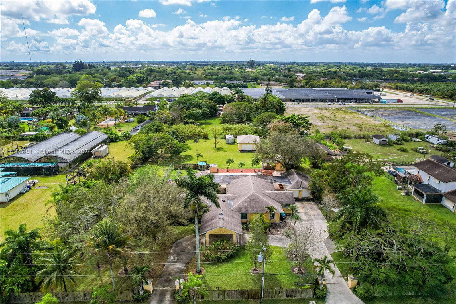 18500 SW 206th St, Miami, Florida 33187, 4 Bedrooms Bedrooms, ,4 BathroomsBathrooms,Residential,For Sale,18500 SW 206th St,A11552881