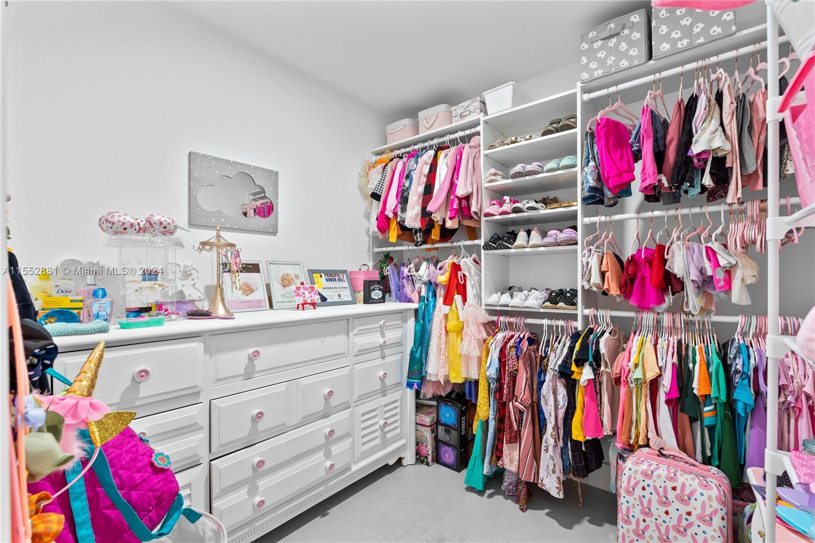 18500 SW 206th St, Miami, Florida 33187, 4 Bedrooms Bedrooms, ,4 BathroomsBathrooms,Residential,For Sale,18500 SW 206th St,A11552881