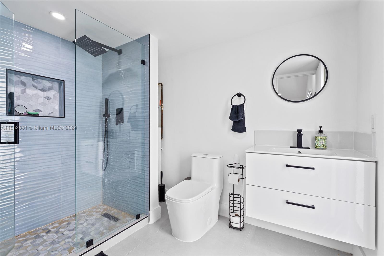 18500 SW 206th St, Miami, Florida 33187, 4 Bedrooms Bedrooms, ,4 BathroomsBathrooms,Residential,For Sale,18500 SW 206th St,A11552881