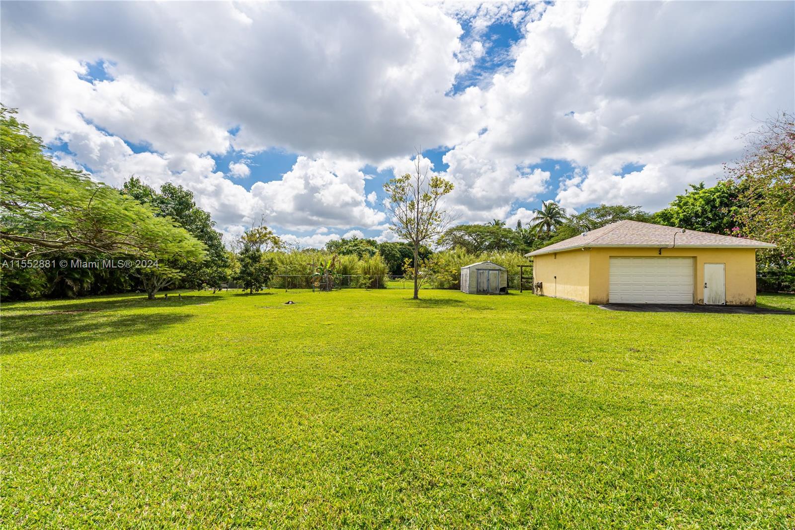 18500 SW 206th St, Miami, Florida 33187, 4 Bedrooms Bedrooms, ,4 BathroomsBathrooms,Residential,For Sale,18500 SW 206th St,A11552881