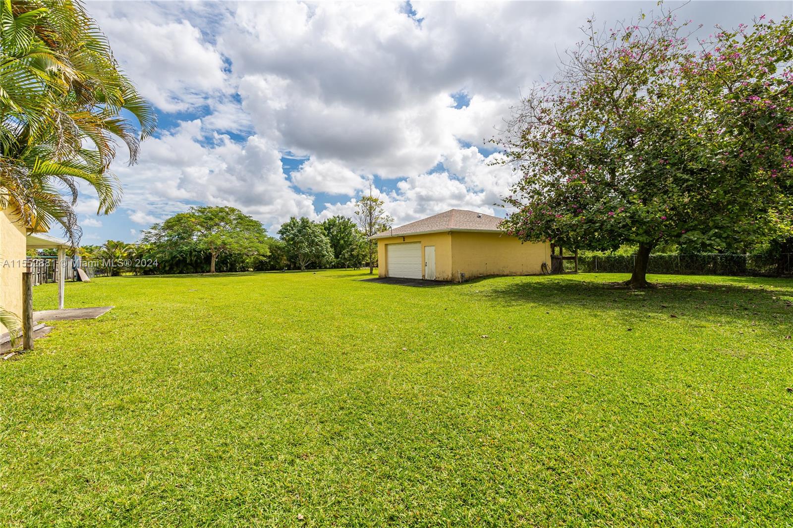 18500 SW 206th St, Miami, Florida 33187, 4 Bedrooms Bedrooms, ,4 BathroomsBathrooms,Residential,For Sale,18500 SW 206th St,A11552881