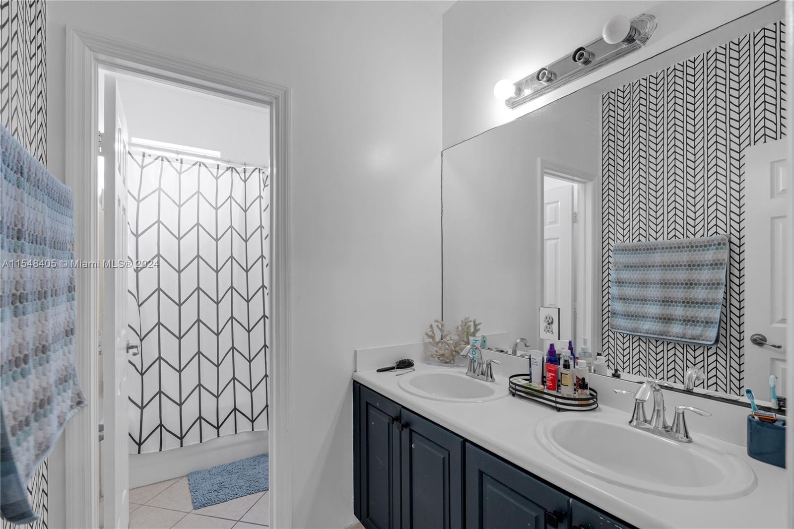 320 NE 36th Ave Rd, Homestead, Florida 33033, 4 Bedrooms Bedrooms, ,2 BathroomsBathrooms,Residential,For Sale,320 NE 36th Ave Rd,A11548405