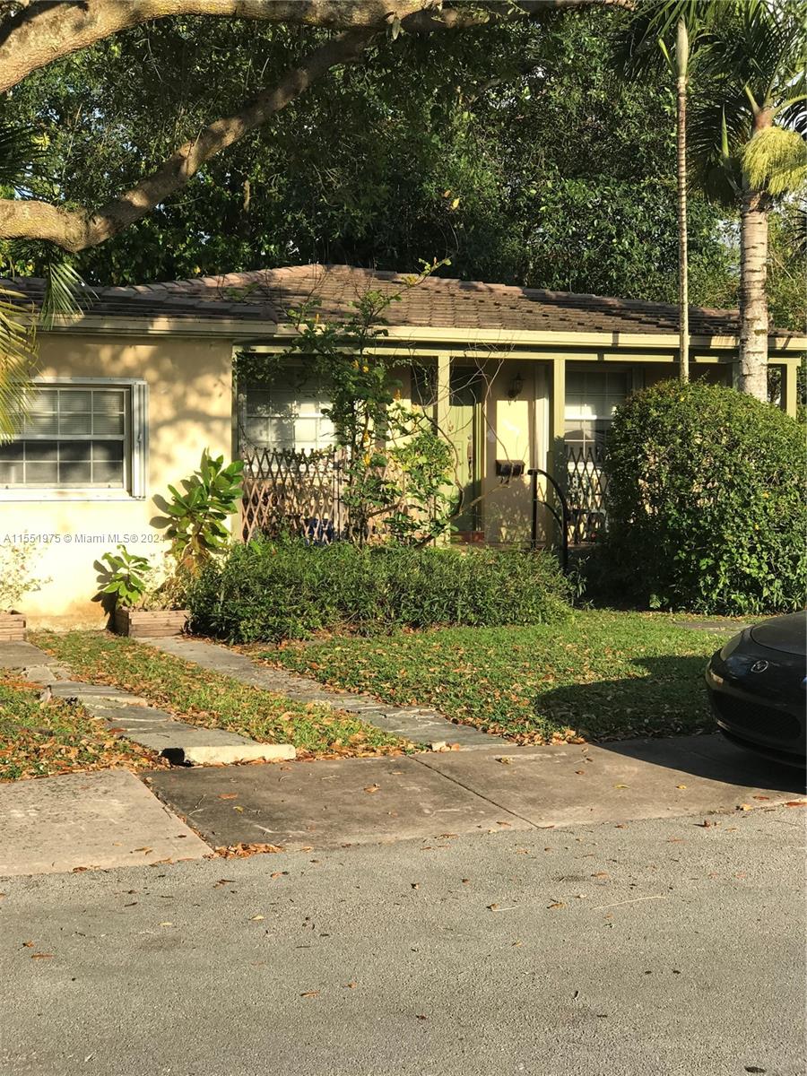 905  Tangier St  For Sale A11551975, FL