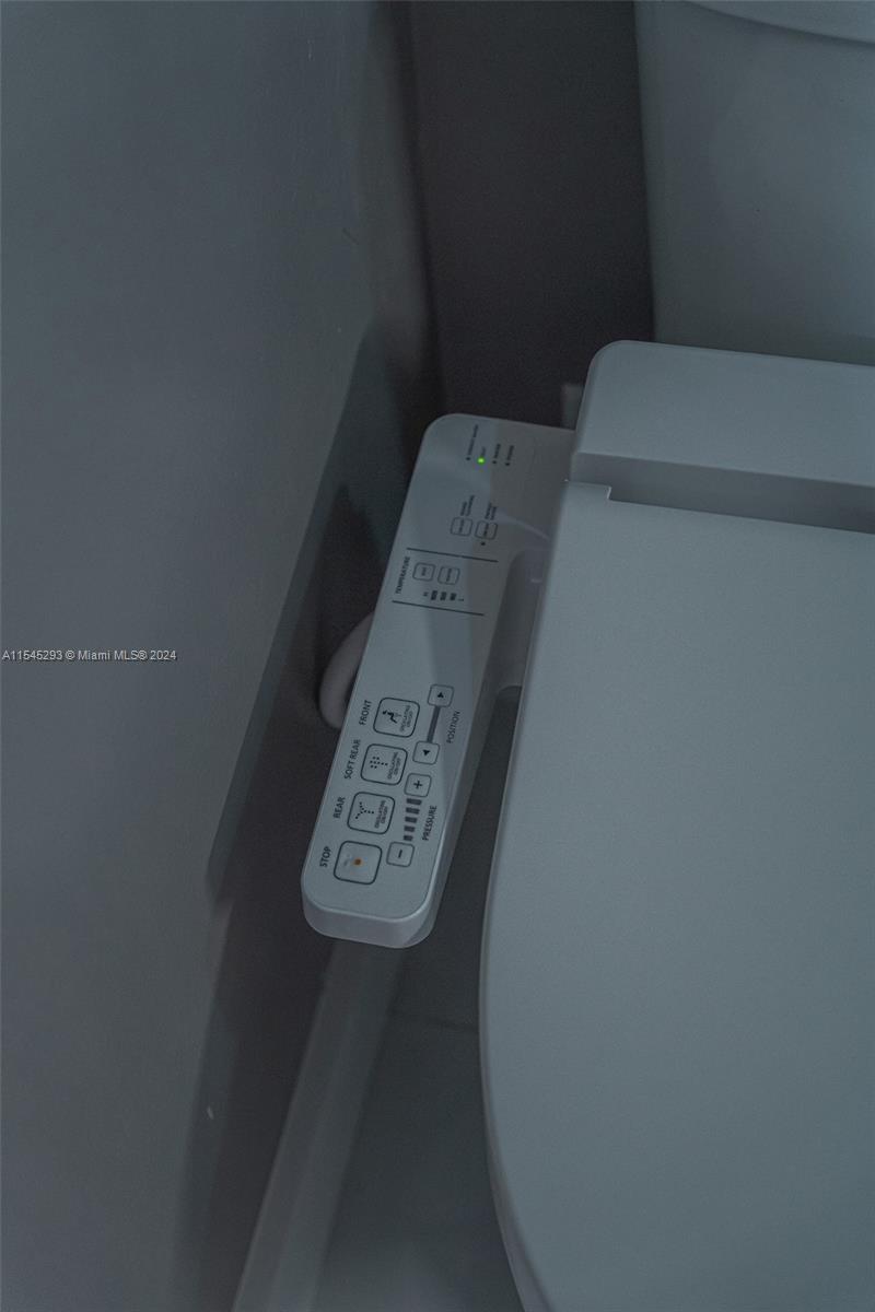 147 NW 87th St, El Portal, Florida 33150, 3 Bedrooms Bedrooms, ,2 BathroomsBathrooms,Residential,For Sale,147 NW 87th St,A11545293