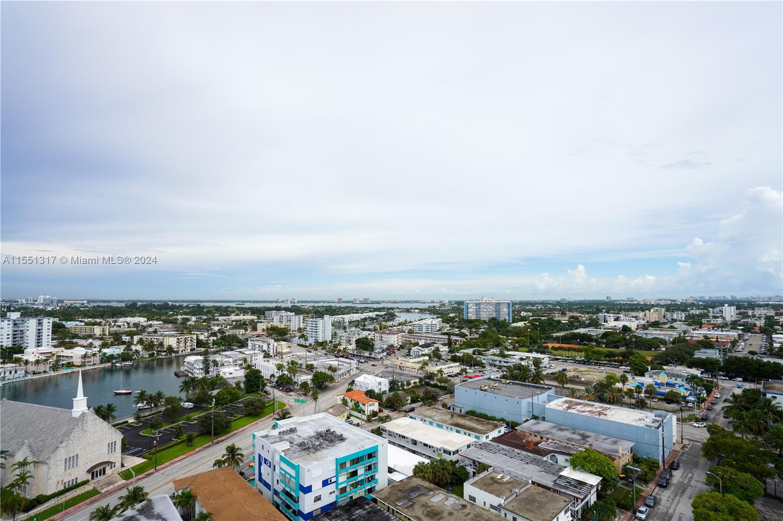 401 69th St 609, Miami Beach, Florida 33141, 1 Bedroom Bedrooms, ,1 BathroomBathrooms,Residential,For Sale,401 69th St 609,A11551317