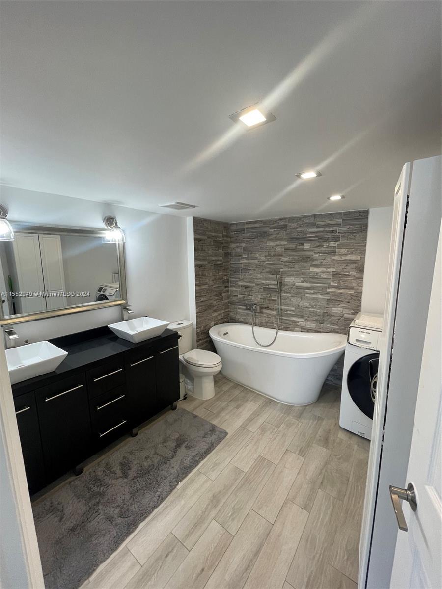 780 NE 69th St 1701, Miami, Florida 33138, 2 Bedrooms Bedrooms, ,2 BathroomsBathrooms,Residentiallease,For Rent,780 NE 69th St 1701,A11552949