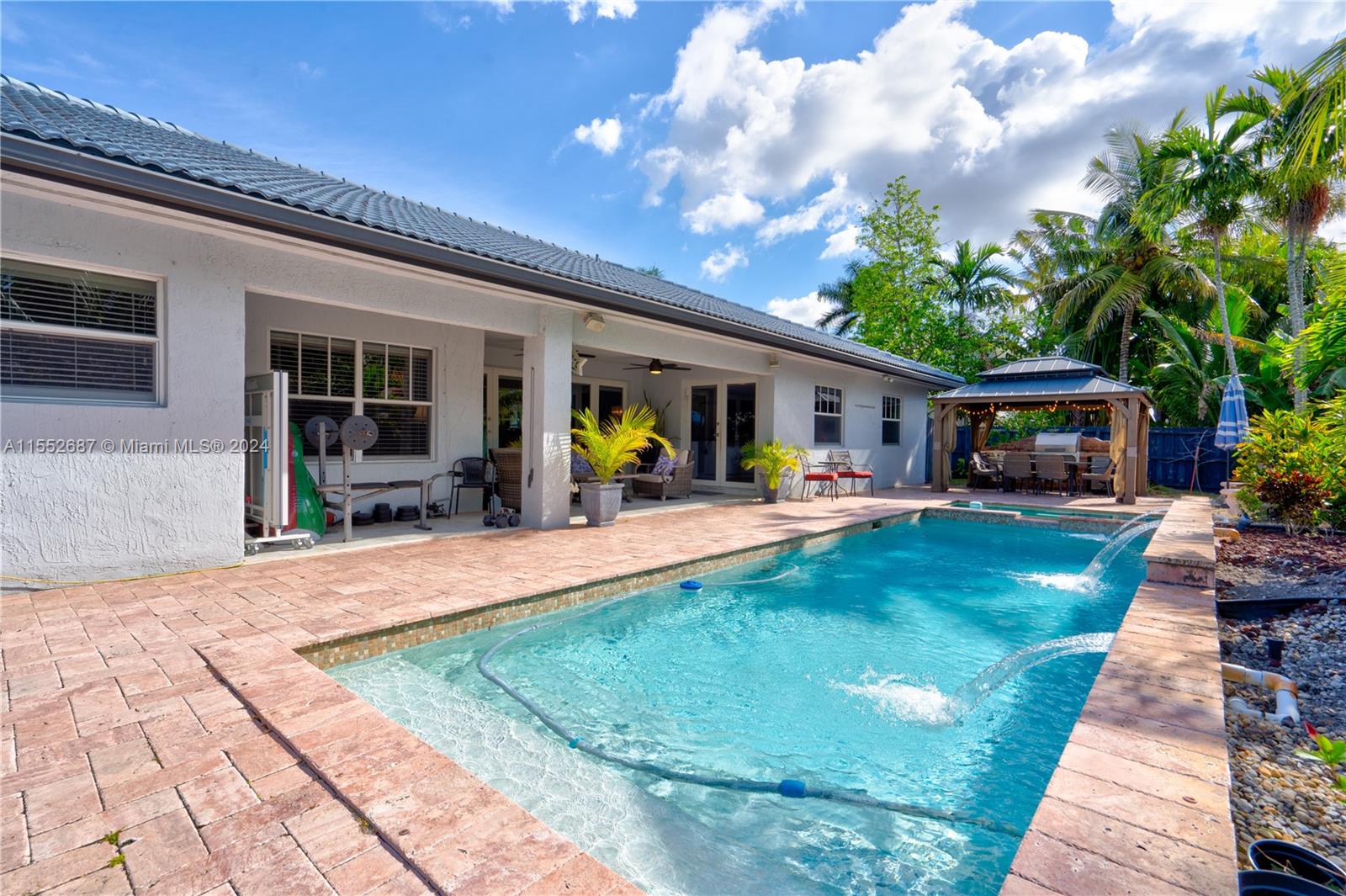 15750 SW 45th St, Miami, Florida 33185, 4 Bedrooms Bedrooms, ,3 BathroomsBathrooms,Residential,For Sale,15750 SW 45th St,A11552687