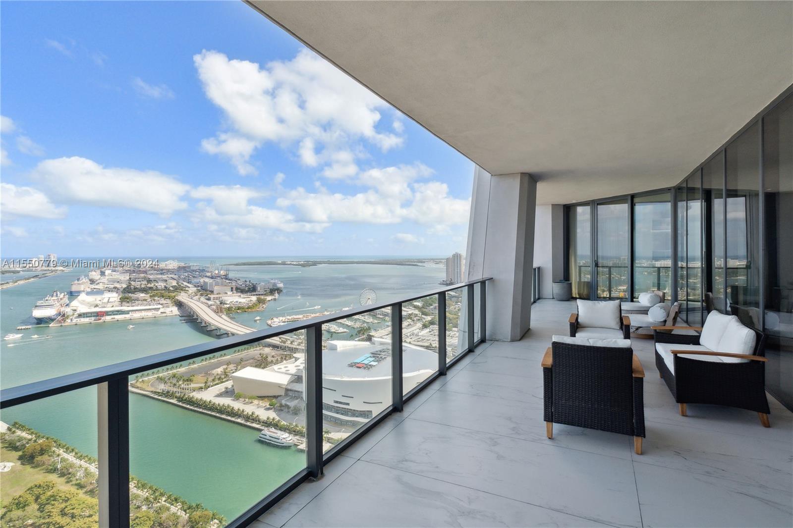 1000 Biscayne Blvd 4401, Miami, Florida 33132, 4 Bedrooms Bedrooms, ,5 BathroomsBathrooms,Residential,For Sale,1000 Biscayne Blvd 4401,A11550779