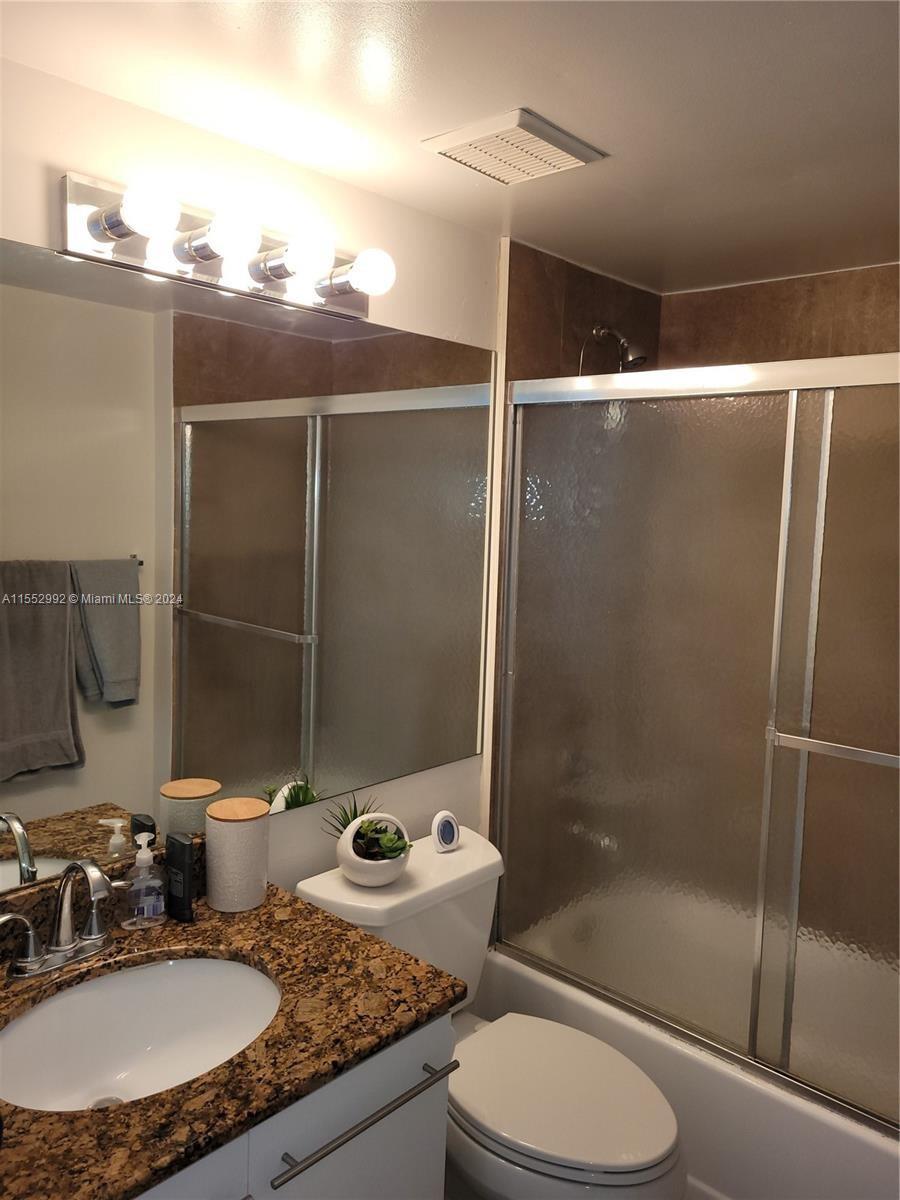 3300 NE 192nd St 1008, Aventura, Florida 33180, 2 Bedrooms Bedrooms, ,2 BathroomsBathrooms,Residential,For Sale,3300 NE 192nd St 1008,A11552992