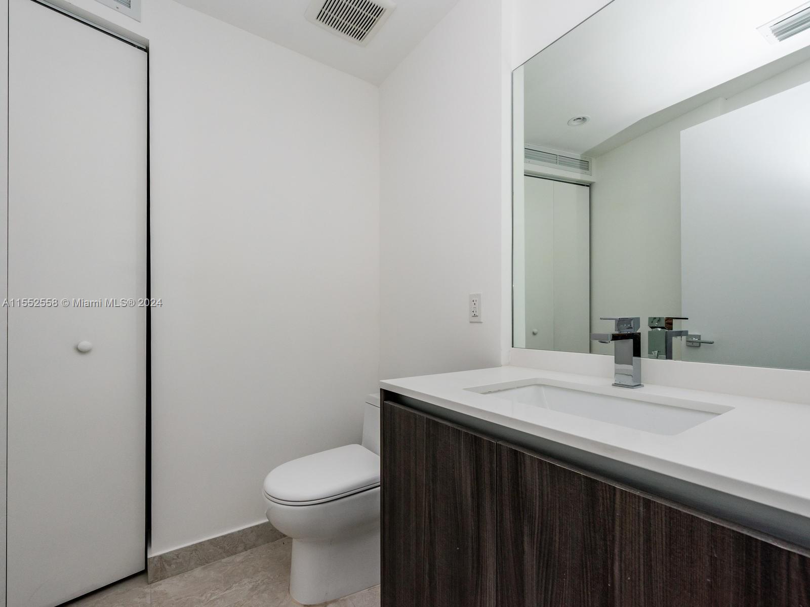 488 NE 18th St 1001, Miami, Florida 33132, 2 Bedrooms Bedrooms, ,2 BathroomsBathrooms,Residential,For Sale,488 NE 18th St 1001,A11552558