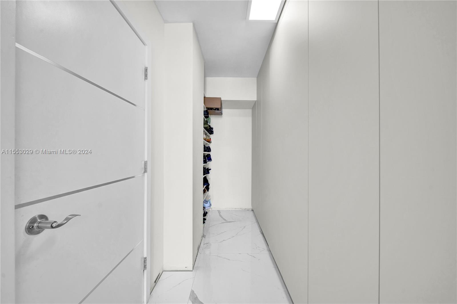 20335 W Country Club Dr 2602, Aventura, Florida 33180, 2 Bedrooms Bedrooms, ,2 BathroomsBathrooms,Residential,For Sale,20335 W Country Club Dr 2602,A11553029