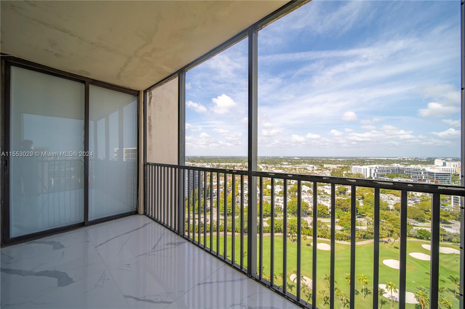 20335 W Country Club Dr 2602, Aventura, Florida 33180, 2 Bedrooms Bedrooms, ,2 BathroomsBathrooms,Residential,For Sale,20335 W Country Club Dr 2602,A11553029