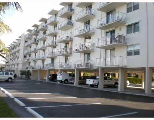 1731 SE 15th St 515, Fort Lauderdale, Florida 33316, 2 Bedrooms Bedrooms, ,1 BathroomBathrooms,Residentiallease,For Rent,1731 SE 15th St 515,A11552862
