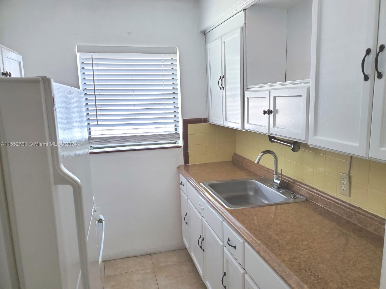 8420 Byron Ave 11, Miami Beach, Florida 33141, 2 Bedrooms Bedrooms, ,2 BathroomsBathrooms,Residential,For Sale,8420 Byron Ave 11,A11552791