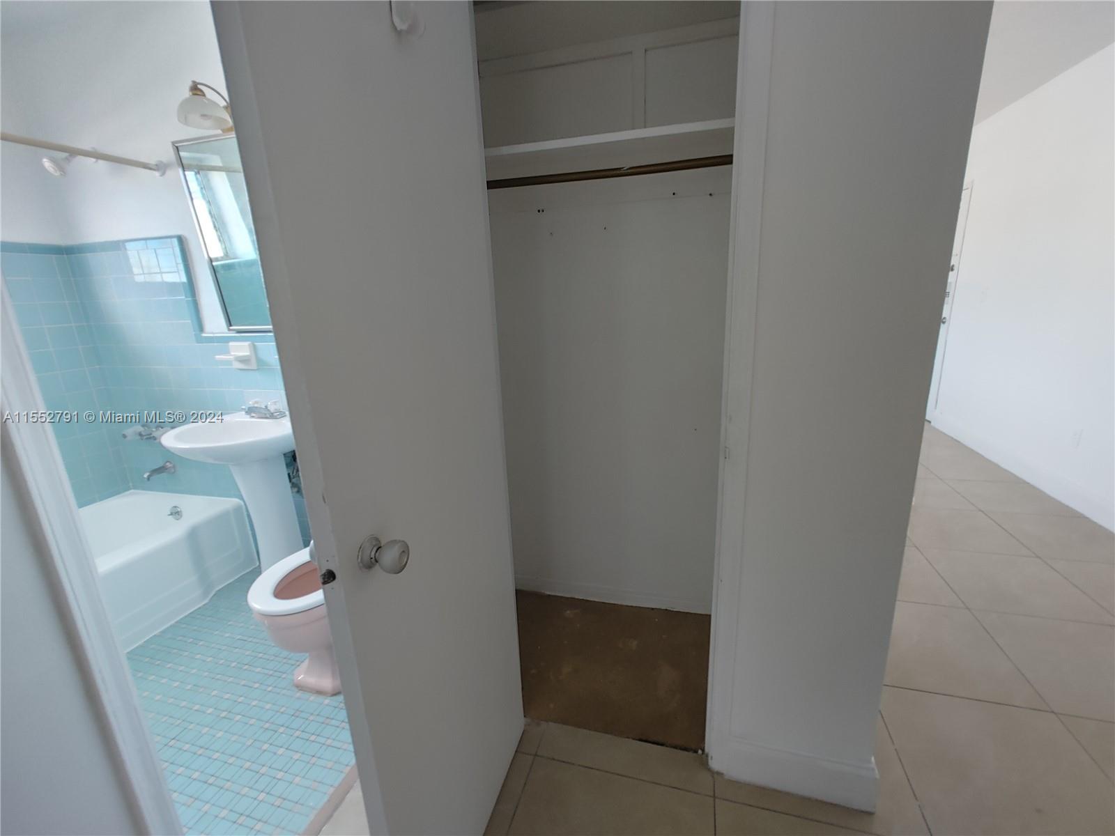 8420 Byron Ave 11, Miami Beach, Florida 33141, 2 Bedrooms Bedrooms, ,2 BathroomsBathrooms,Residential,For Sale,8420 Byron Ave 11,A11552791