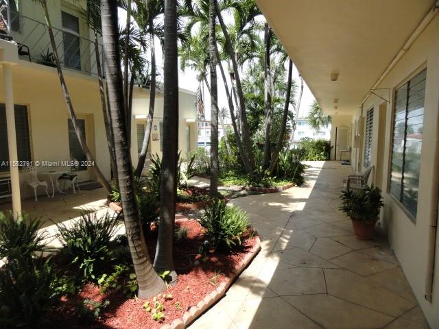 8420 Byron Ave 11, Miami Beach, Florida 33141, 2 Bedrooms Bedrooms, ,2 BathroomsBathrooms,Residential,For Sale,8420 Byron Ave 11,A11552791