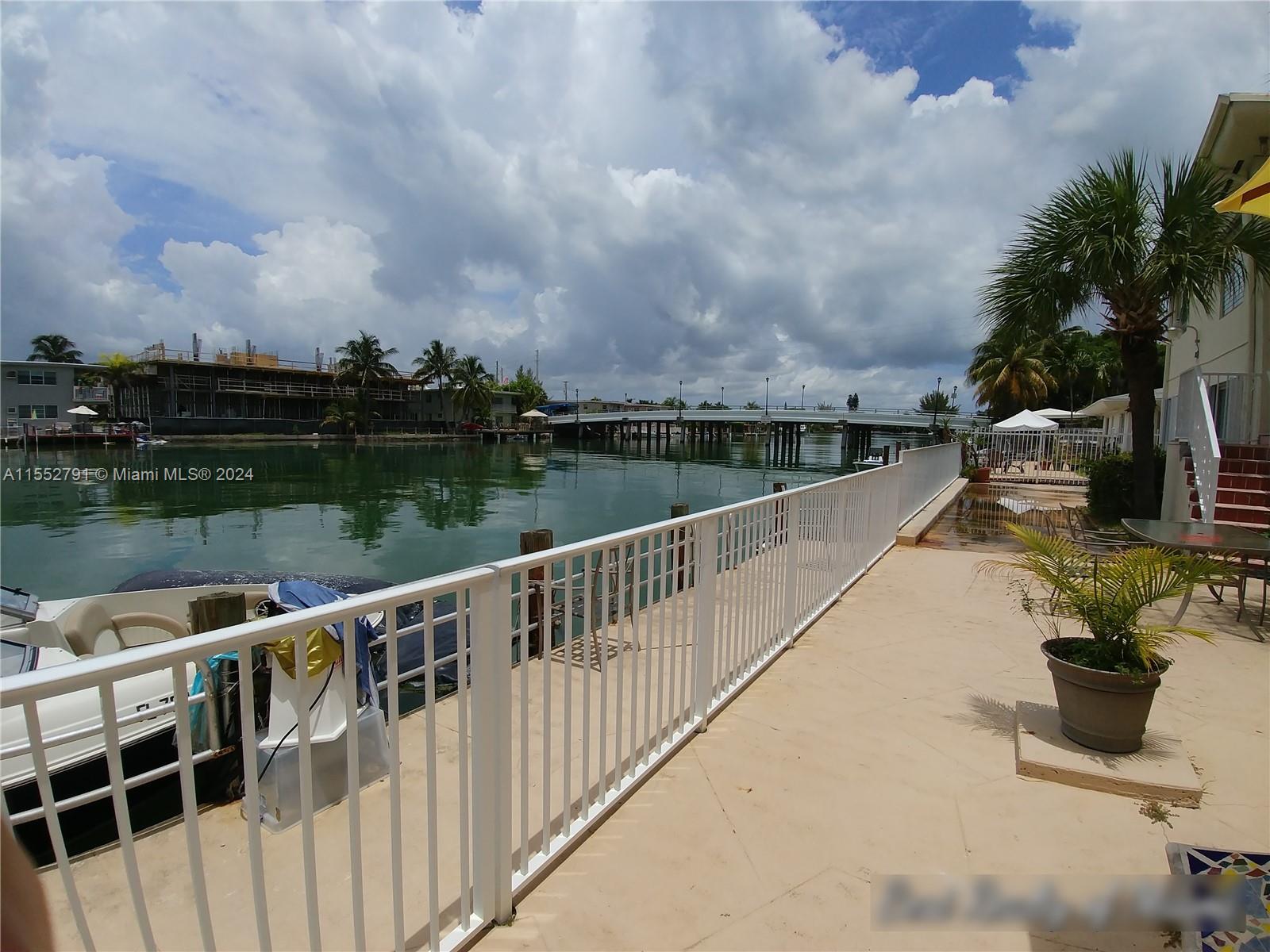 8420 Byron Ave 11, Miami Beach, Florida 33141, 2 Bedrooms Bedrooms, ,2 BathroomsBathrooms,Residential,For Sale,8420 Byron Ave 11,A11552791