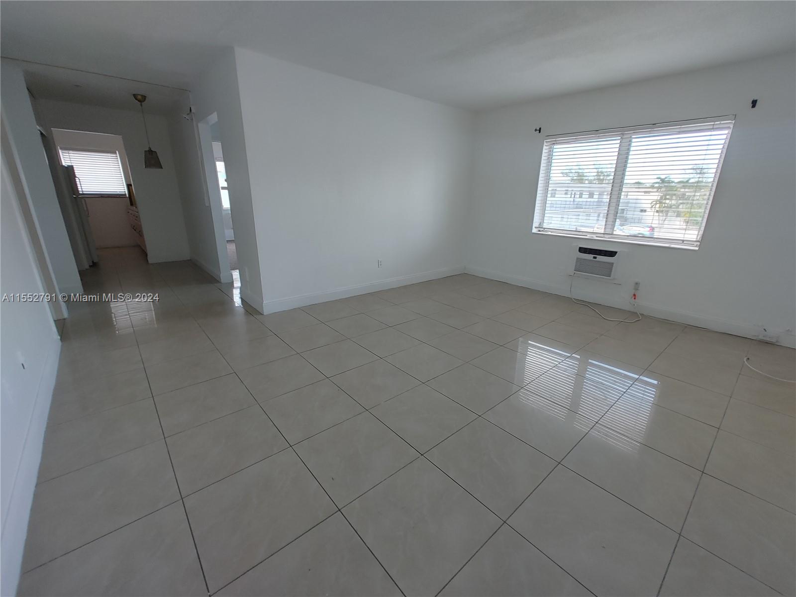 8420 Byron Ave 11, Miami Beach, Florida 33141, 2 Bedrooms Bedrooms, ,2 BathroomsBathrooms,Residential,For Sale,8420 Byron Ave 11,A11552791