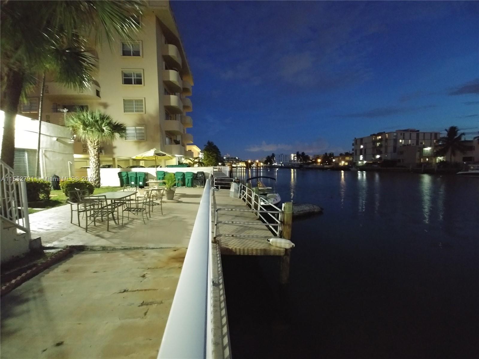 8420 Byron Ave 11, Miami Beach, Florida 33141, 2 Bedrooms Bedrooms, ,2 BathroomsBathrooms,Residential,For Sale,8420 Byron Ave 11,A11552791