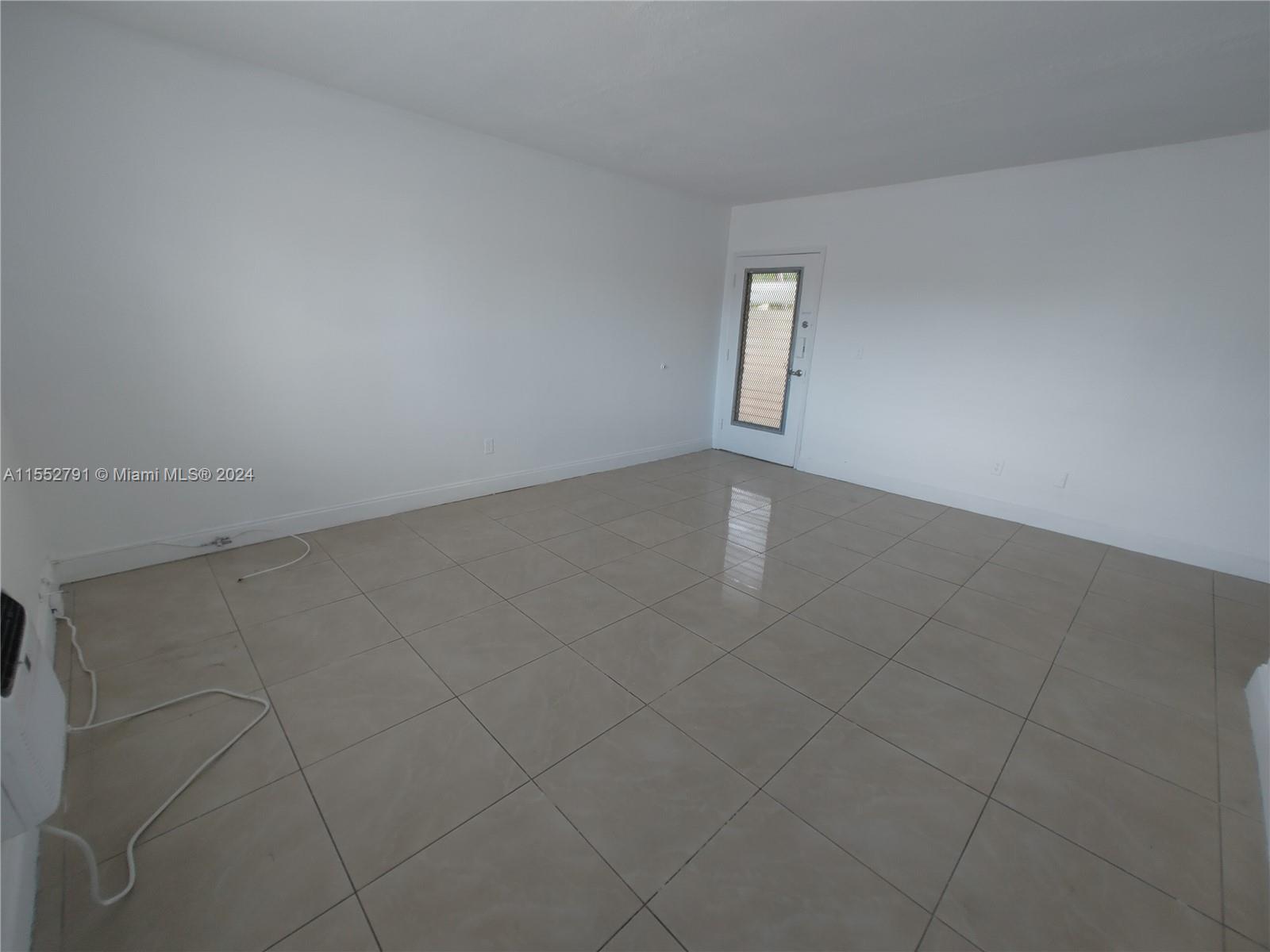 8420 Byron Ave 11, Miami Beach, Florida 33141, 2 Bedrooms Bedrooms, ,2 BathroomsBathrooms,Residential,For Sale,8420 Byron Ave 11,A11552791