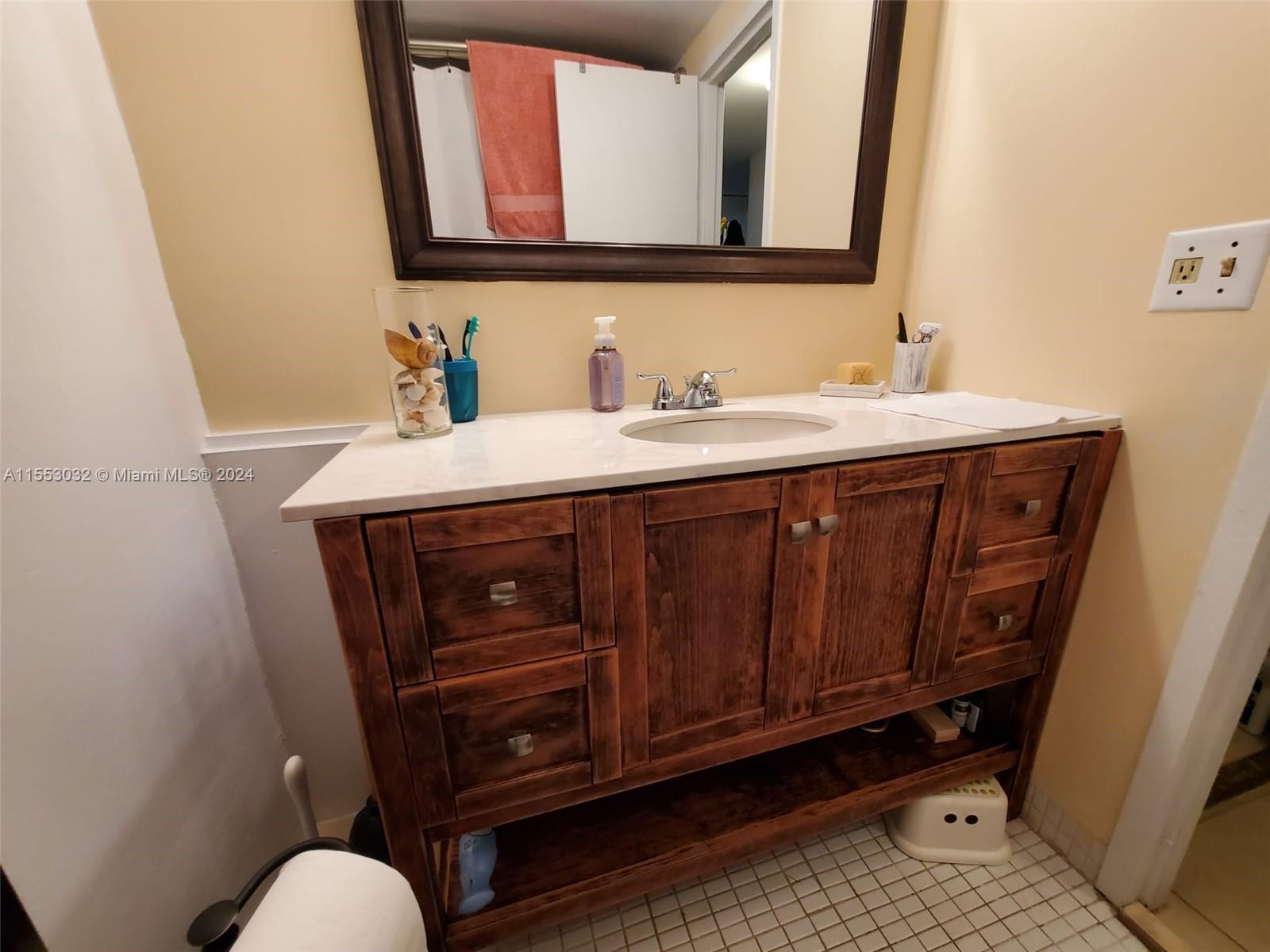 7441 Wayne Ave 120, Miami Beach, Florida 33141, 1 Bedroom Bedrooms, ,1 BathroomBathrooms,Residential,For Sale,7441 Wayne Ave 120,A11553032