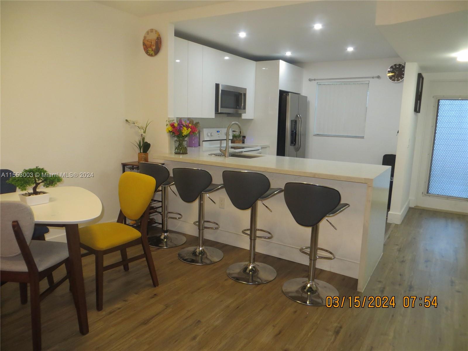 8341 Sands Point Blvd B102, Tamarac, Florida 33321, 2 Bedrooms Bedrooms, ,2 BathroomsBathrooms,Residential,For Sale,8341 Sands Point Blvd B102,A11553003