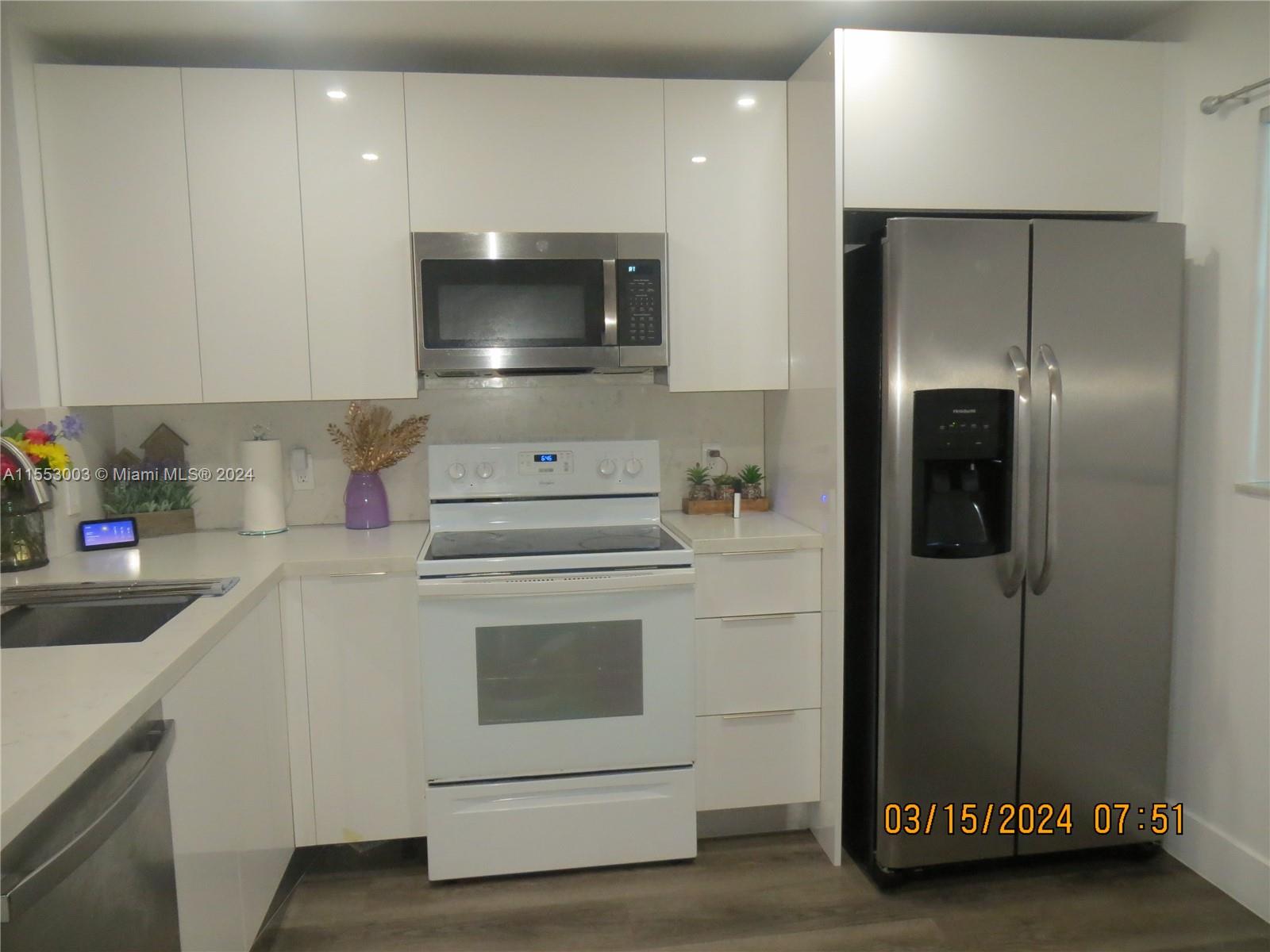 8341 Sands Point Blvd B102, Tamarac, Florida 33321, 2 Bedrooms Bedrooms, ,2 BathroomsBathrooms,Residential,For Sale,8341 Sands Point Blvd B102,A11553003