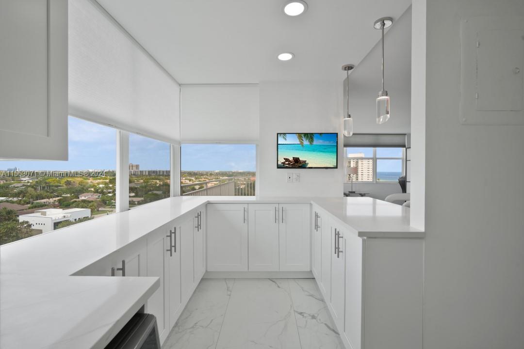 5200 N Ocean Blvd 1011A, Lauderdale By The Sea, Florida 33308, 2 Bedrooms Bedrooms, ,2 BathroomsBathrooms,Residential,For Sale,5200 N Ocean Blvd 1011A,A11553071