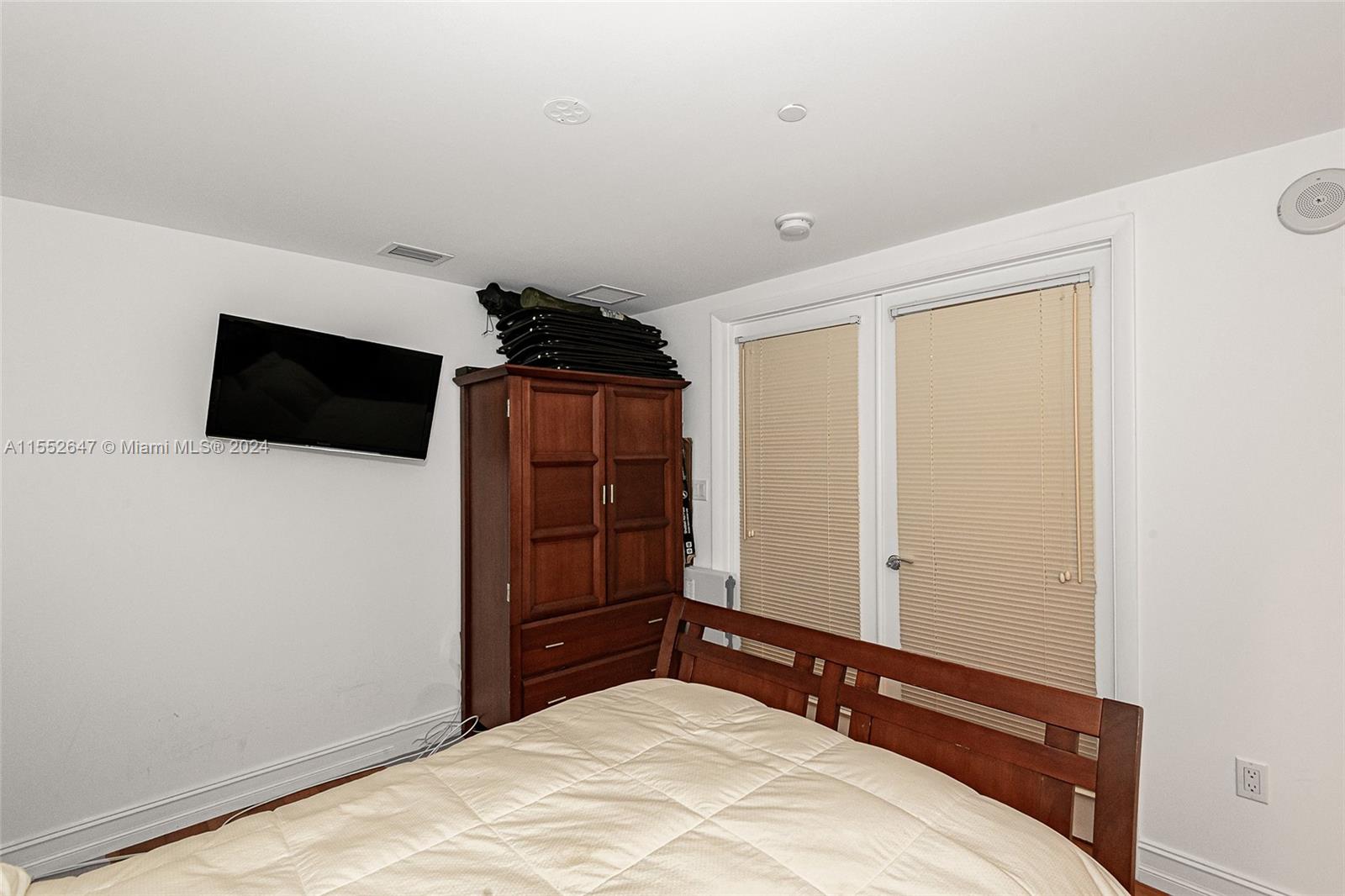 1850 S Ocean Dr 2007, Hallandale Beach, Florida 33009, 3 Bedrooms Bedrooms, ,3 BathroomsBathrooms,Residential,For Sale,1850 S Ocean Dr 2007,A11552647