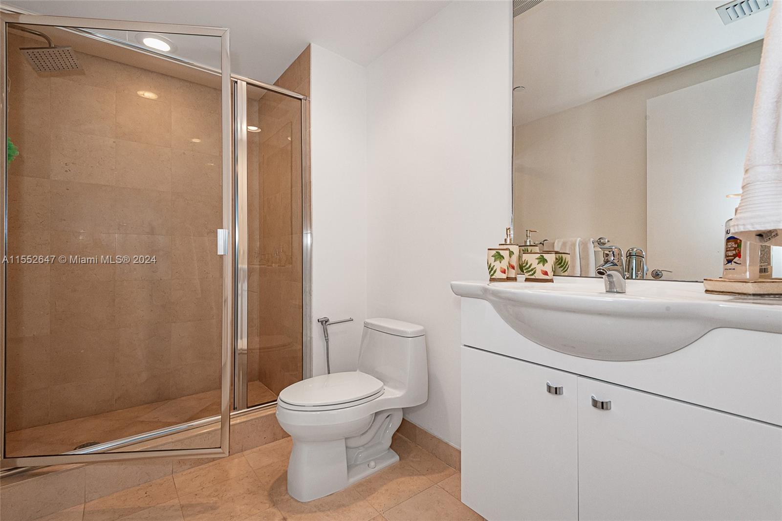 1850 S Ocean Dr 2007, Hallandale Beach, Florida 33009, 3 Bedrooms Bedrooms, ,3 BathroomsBathrooms,Residential,For Sale,1850 S Ocean Dr 2007,A11552647