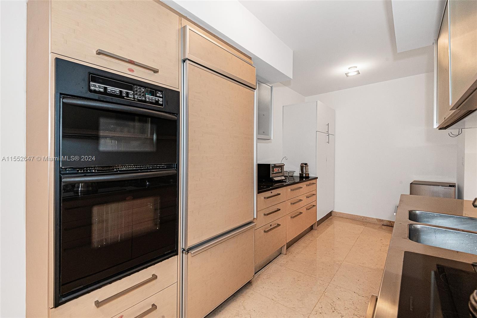 1850 S Ocean Dr 2007, Hallandale Beach, Florida 33009, 3 Bedrooms Bedrooms, ,3 BathroomsBathrooms,Residential,For Sale,1850 S Ocean Dr 2007,A11552647