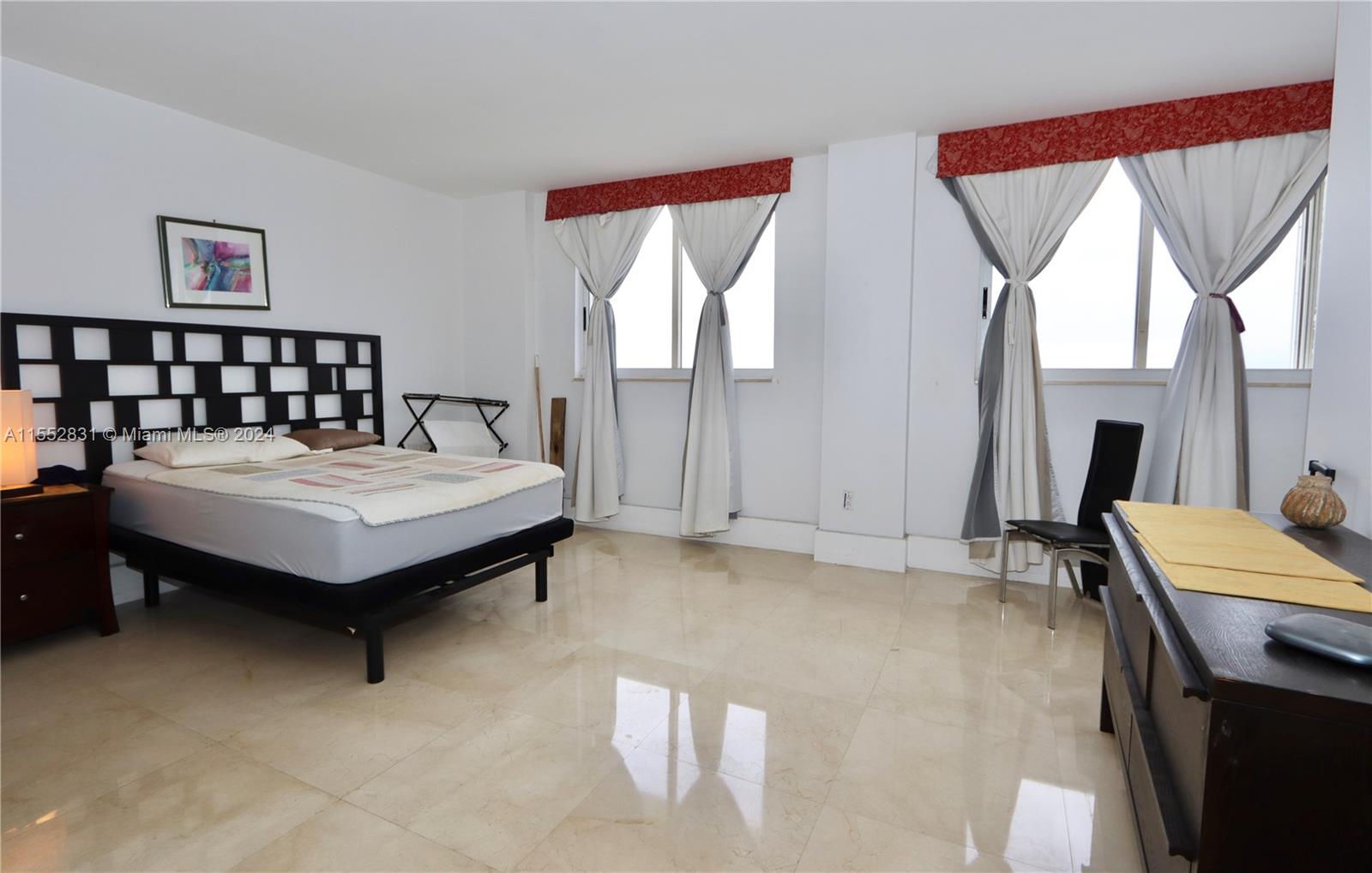 6422 Collins Ave 1603, Miami Beach, Florida 33141, 2 Bedrooms Bedrooms, ,2 BathroomsBathrooms,Residential,For Sale,6422 Collins Ave 1603,A11552831
