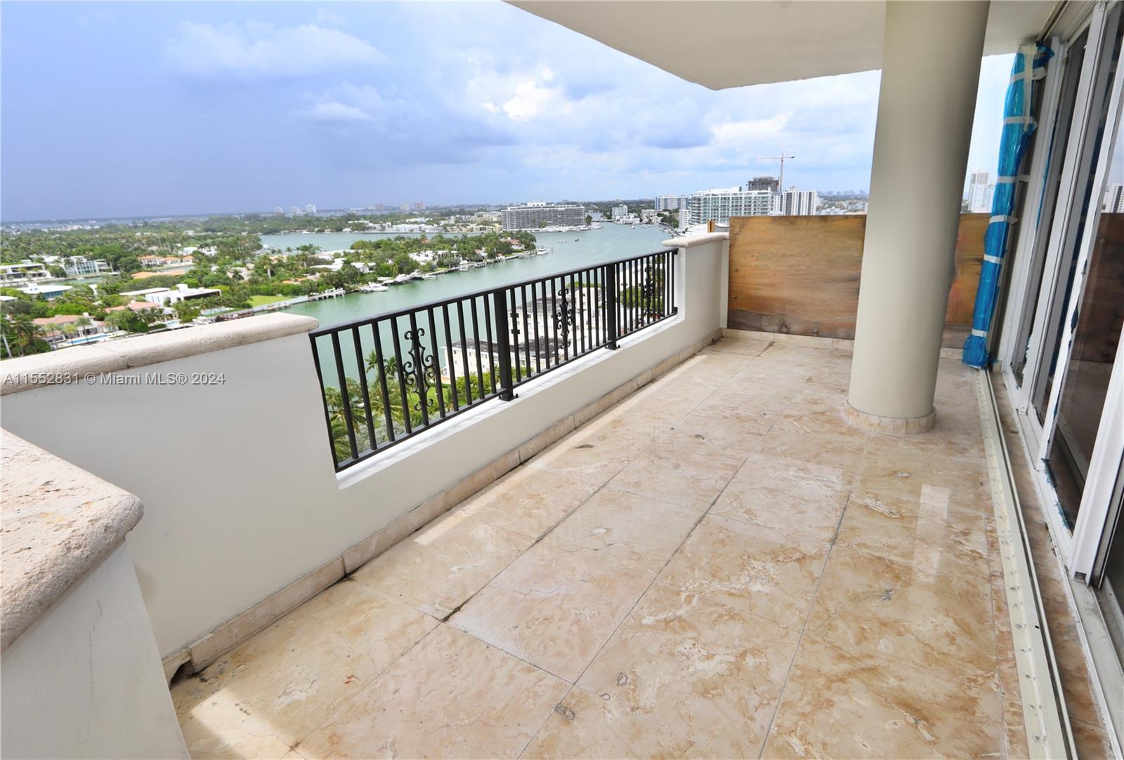 6422 Collins Ave 1603, Miami Beach, Florida 33141, 2 Bedrooms Bedrooms, ,2 BathroomsBathrooms,Residential,For Sale,6422 Collins Ave 1603,A11552831