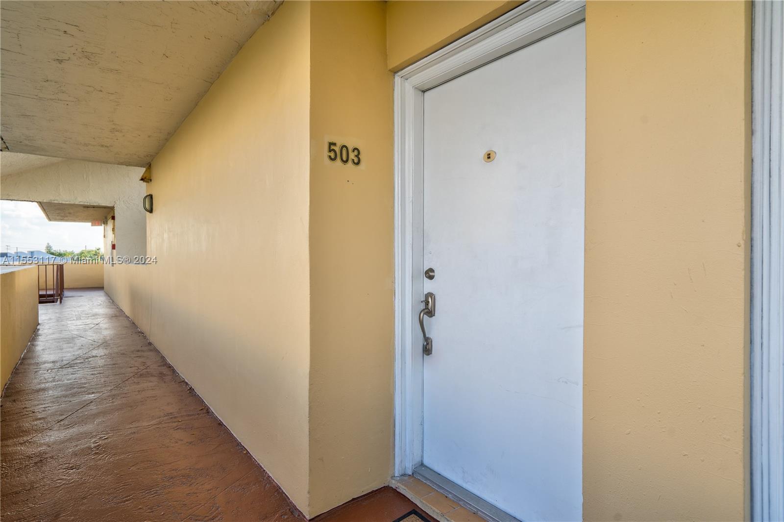 8870 Fontainebleau Blvd 503, Miami, Florida 33172, 2 Bedrooms Bedrooms, ,1 BathroomBathrooms,Residential,For Sale,8870 Fontainebleau Blvd 503,A11553117