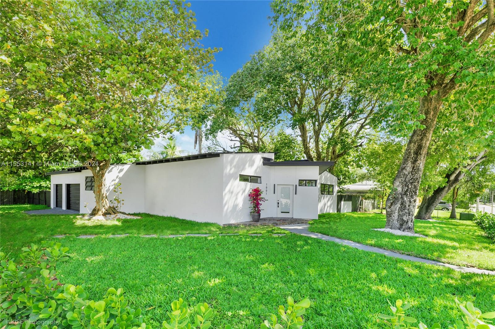 1001 NE 82nd St, Miami, Florida 33138, 4 Bedrooms Bedrooms, ,4 BathroomsBathrooms,Residential,For Sale,1001 NE 82nd St,A11553141