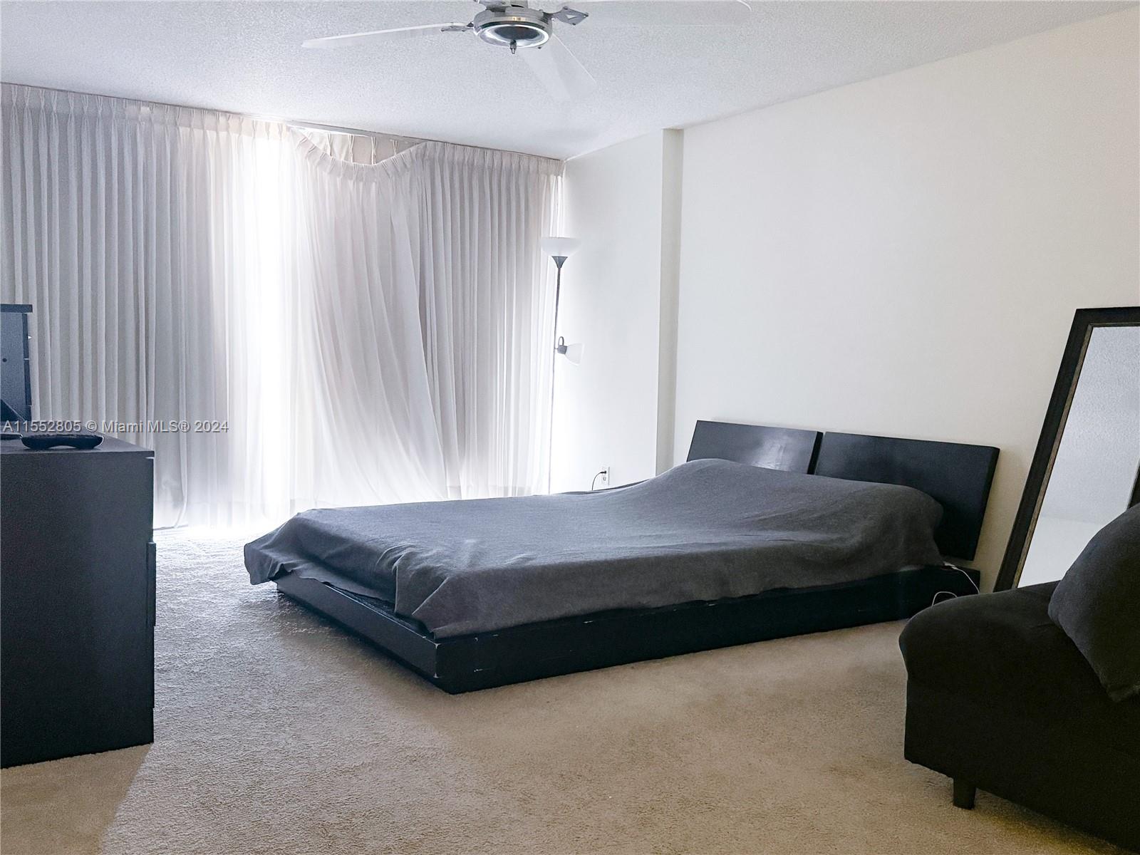 1000 Parkview Dr 703, Hallandale Beach, Florida 33009, 2 Bedrooms Bedrooms, ,1 BathroomBathrooms,Residential,For Sale,1000 Parkview Dr 703,A11552805