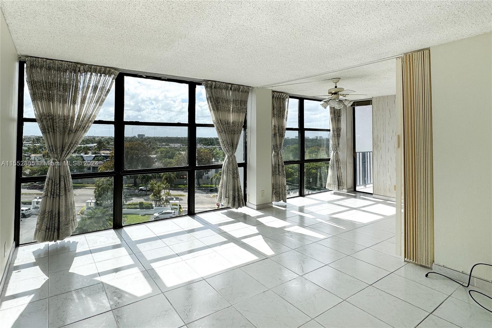 1000 Parkview Dr 703, Hallandale Beach, Florida 33009, 2 Bedrooms Bedrooms, ,1 BathroomBathrooms,Residential,For Sale,1000 Parkview Dr 703,A11552805