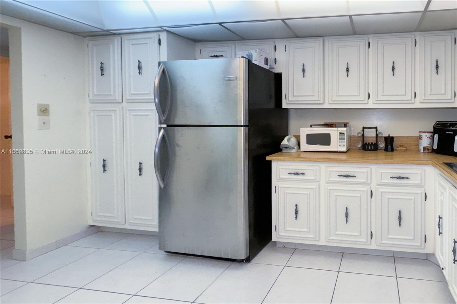 1000 Parkview Dr 703, Hallandale Beach, Florida 33009, 2 Bedrooms Bedrooms, ,1 BathroomBathrooms,Residential,For Sale,1000 Parkview Dr 703,A11552805