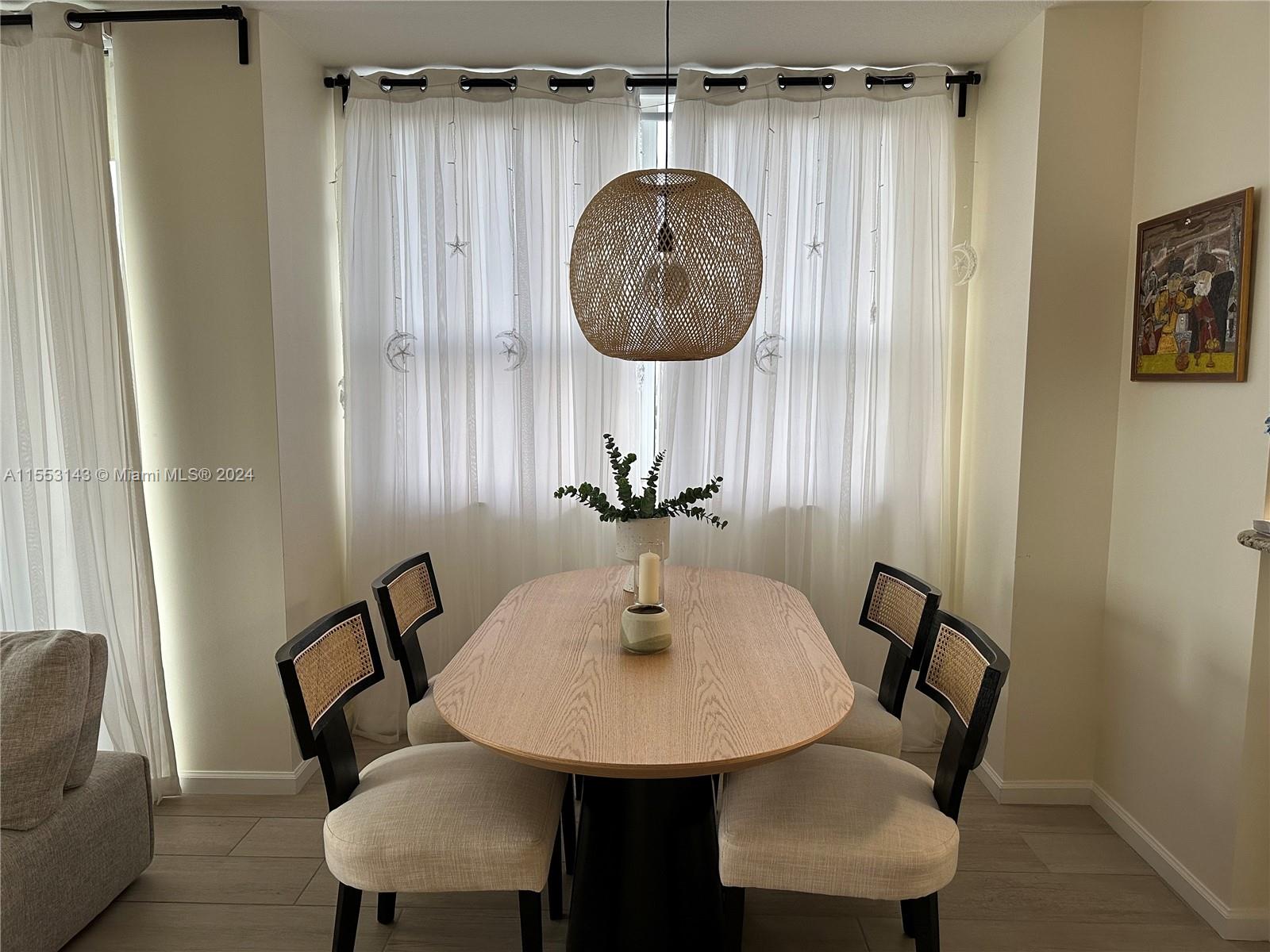 19501 W Country Club Dr 809, Aventura, Florida 33180, 2 Bedrooms Bedrooms, ,2 BathroomsBathrooms,Residential,For Sale,19501 W Country Club Dr 809,A11553143