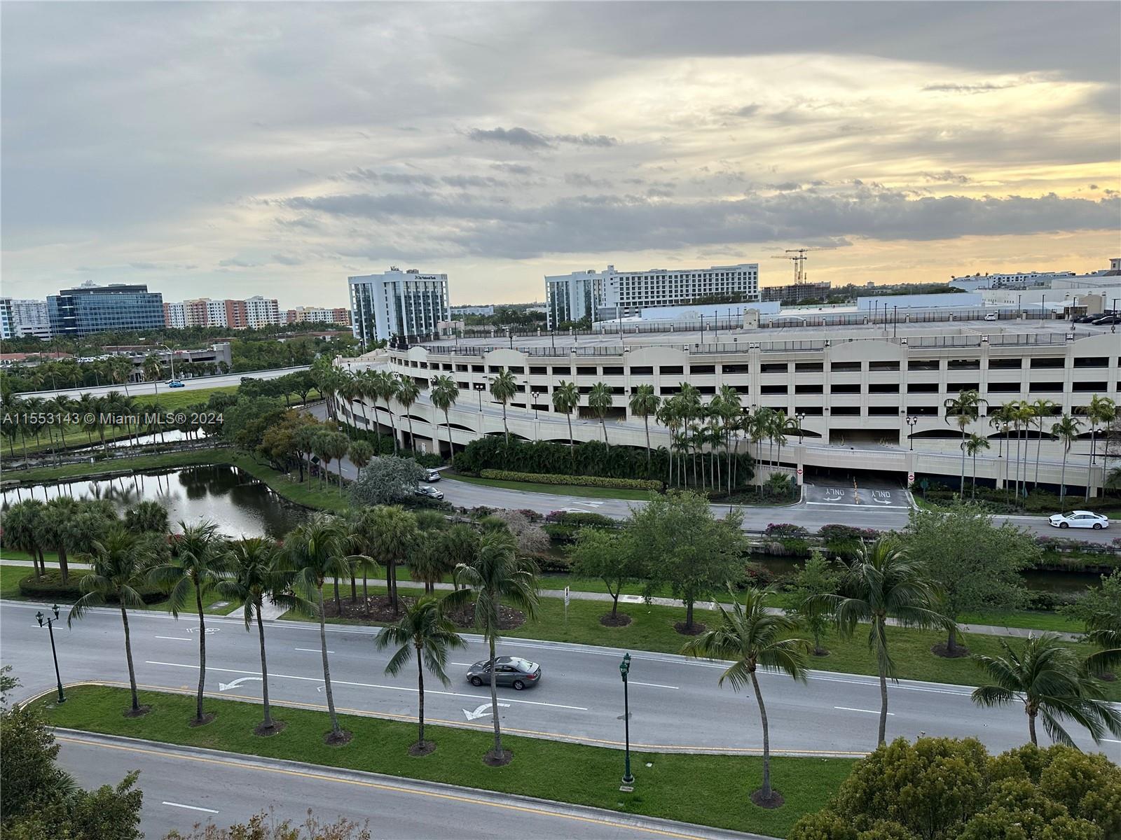 19501 W Country Club Dr 809, Aventura, Florida 33180, 2 Bedrooms Bedrooms, ,2 BathroomsBathrooms,Residential,For Sale,19501 W Country Club Dr 809,A11553143