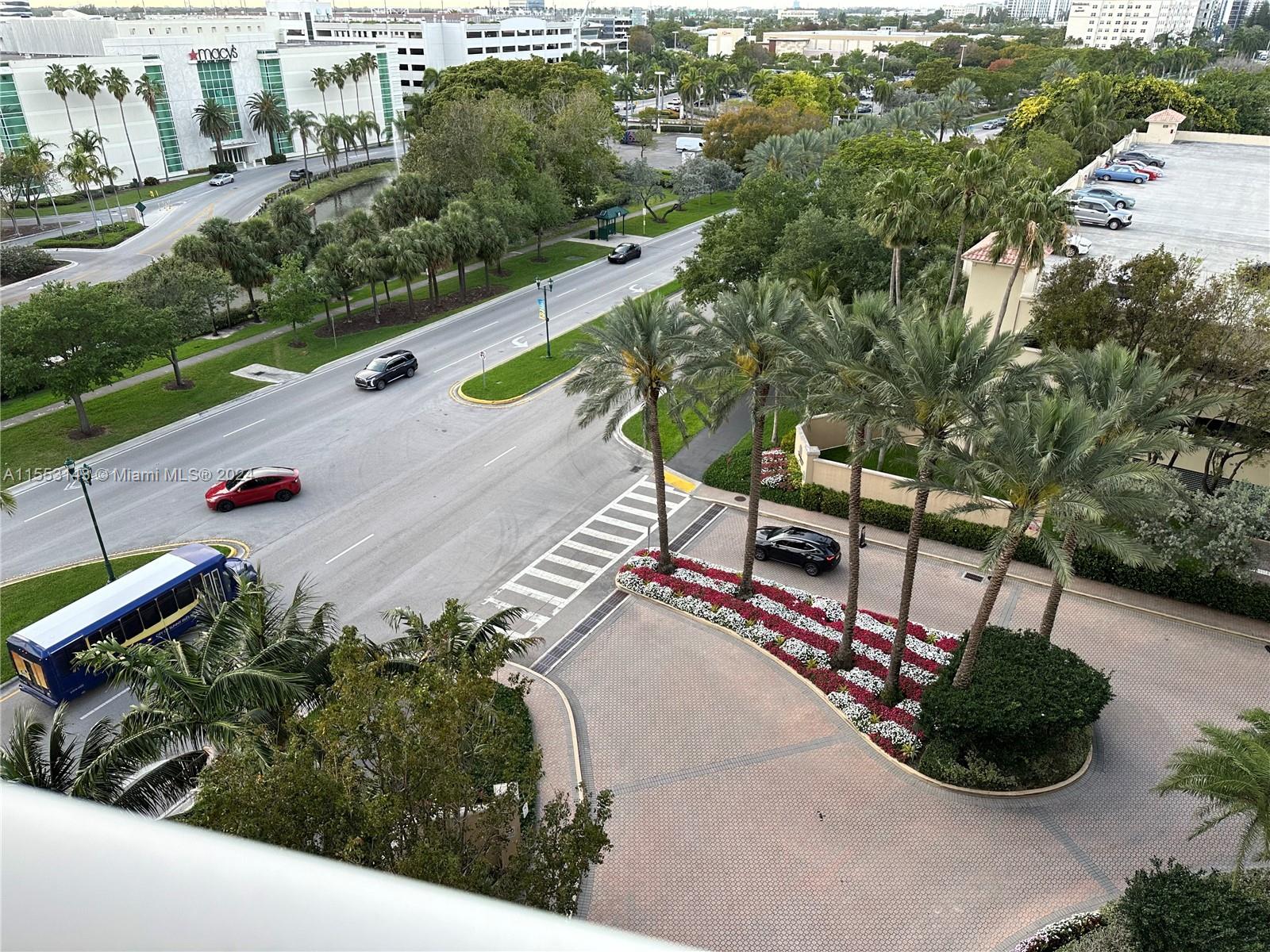 19501 W Country Club Dr 809, Aventura, Florida 33180, 2 Bedrooms Bedrooms, ,2 BathroomsBathrooms,Residential,For Sale,19501 W Country Club Dr 809,A11553143