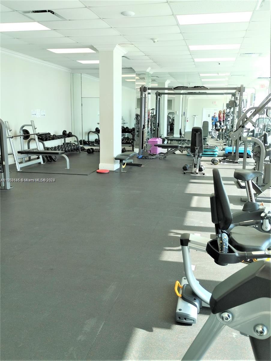 7135 Collins Ave 1712, Miami Beach, Florida 33141, 1 Bedroom Bedrooms, 1 Room Rooms,2 BathroomsBathrooms,Residential,For Sale,7135 Collins Ave 1712,A11553146