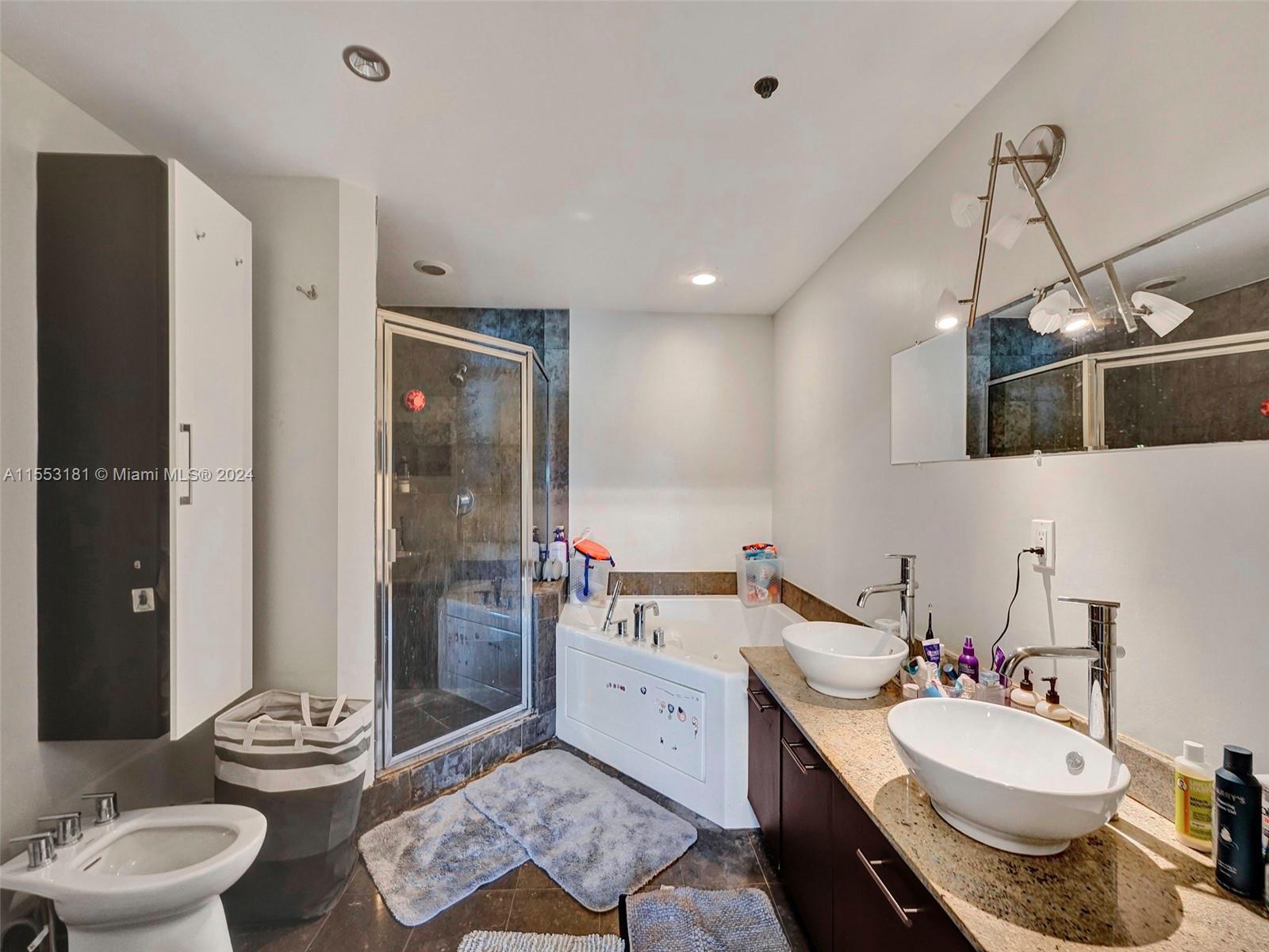 3029 NE 188 404, Aventura, Florida 33180, 3 Bedrooms Bedrooms, ,2 BathroomsBathrooms,Residential,For Sale,3029 NE 188 404,A11553181