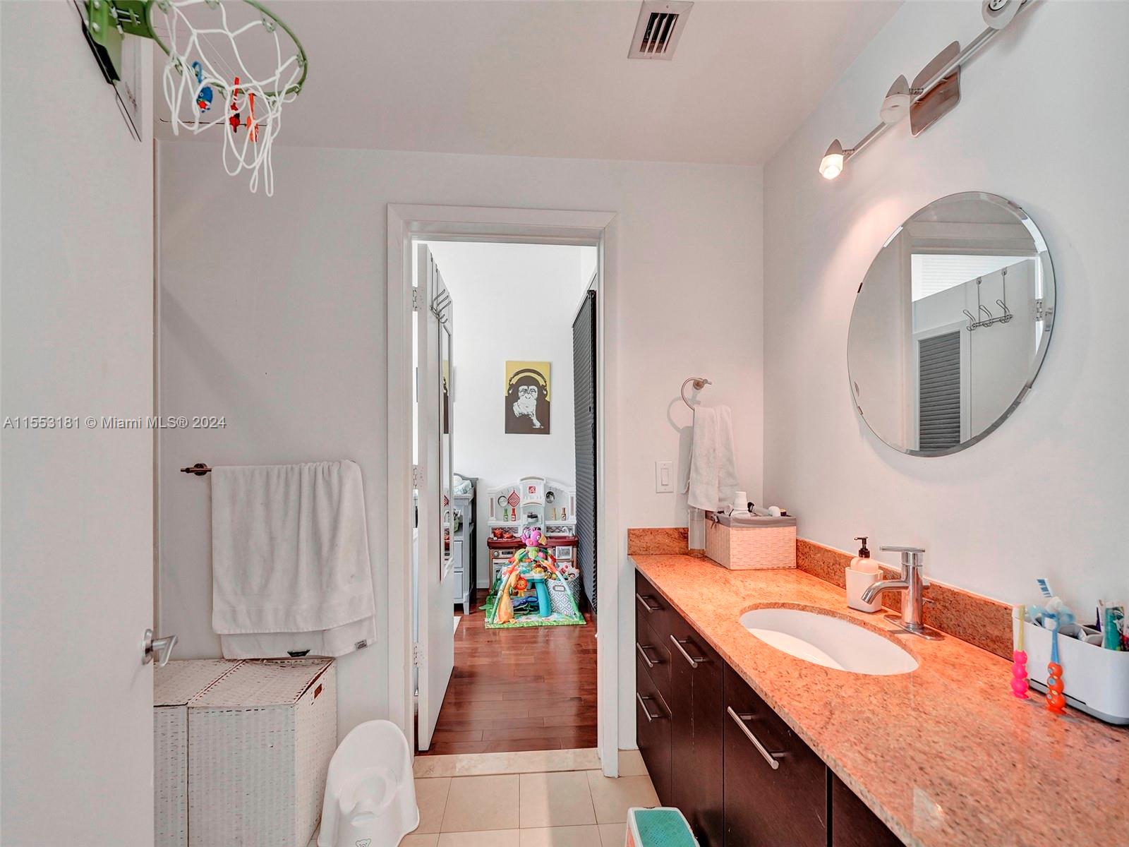 3029 NE 188 404, Aventura, Florida 33180, 3 Bedrooms Bedrooms, ,2 BathroomsBathrooms,Residential,For Sale,3029 NE 188 404,A11553181