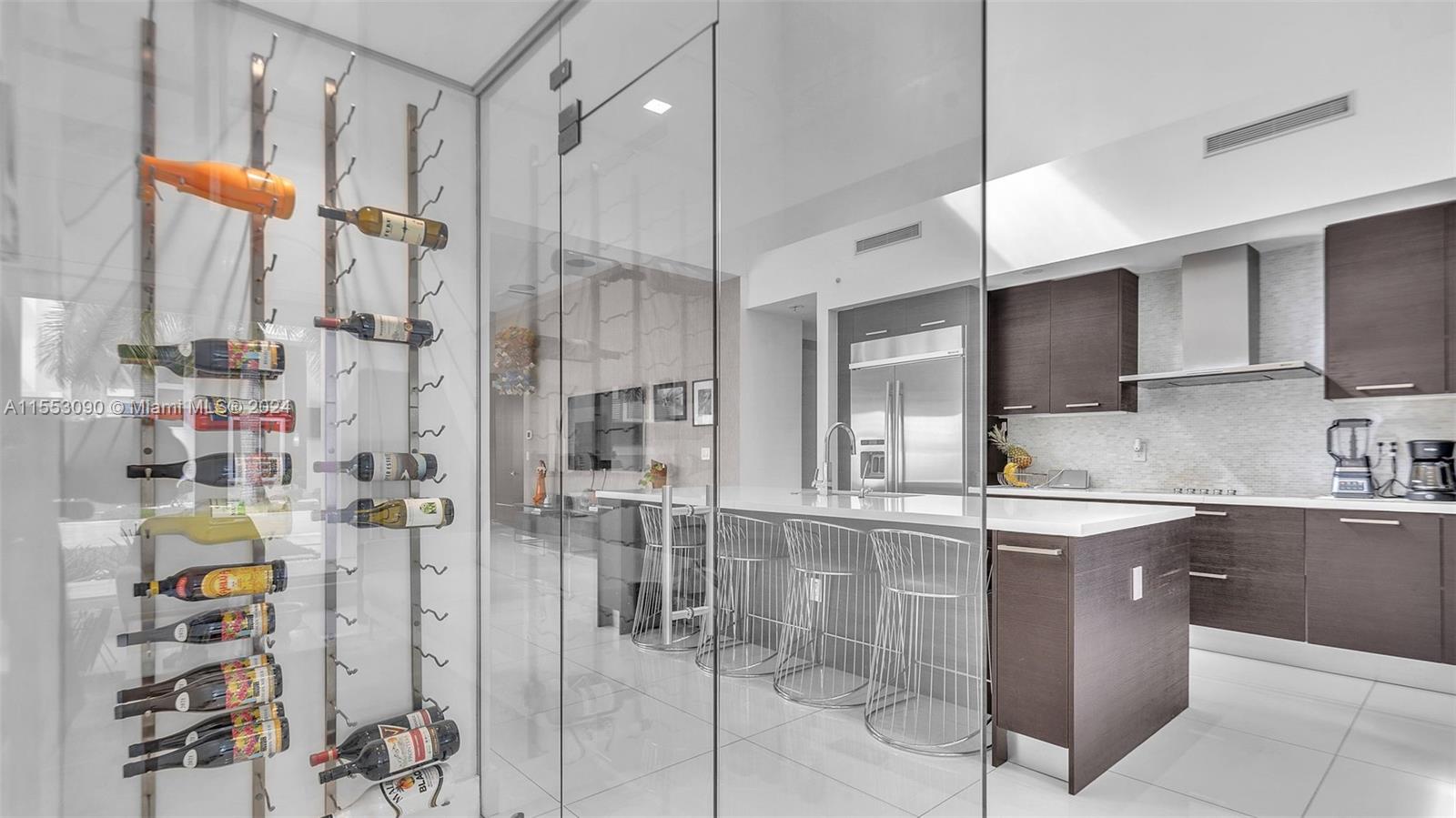 8248 NW 34th Dr, Doral, Florida 33122, 5 Bedrooms Bedrooms, ,6 BathroomsBathrooms,Residential,For Sale,8248 NW 34th Dr,A11553090