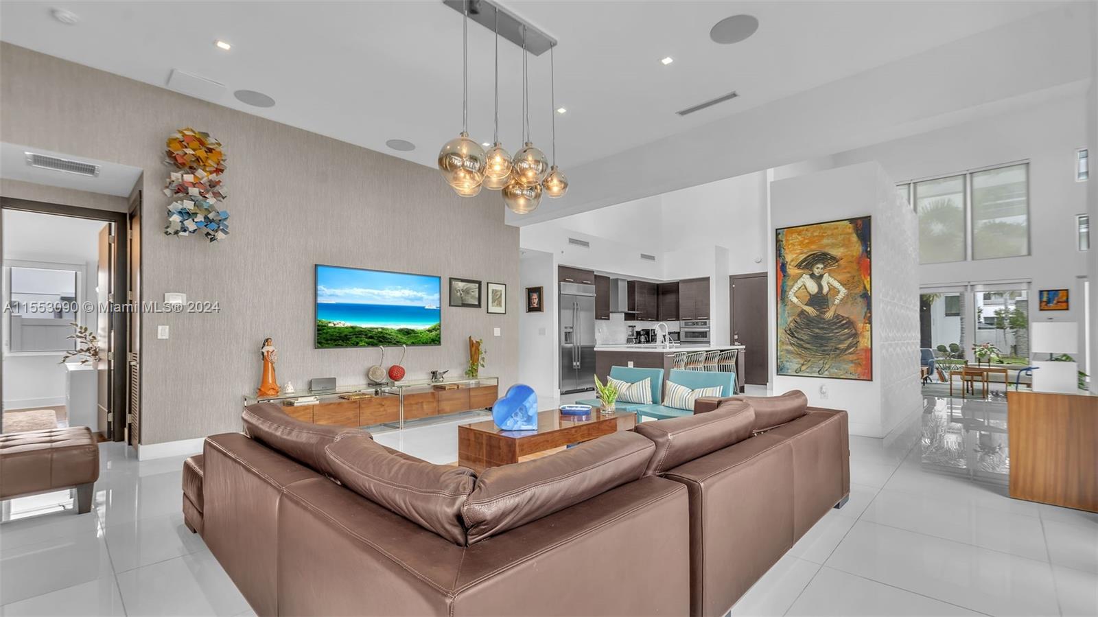 8248 NW 34th Dr, Doral, Florida 33122, 5 Bedrooms Bedrooms, ,6 BathroomsBathrooms,Residential,For Sale,8248 NW 34th Dr,A11553090