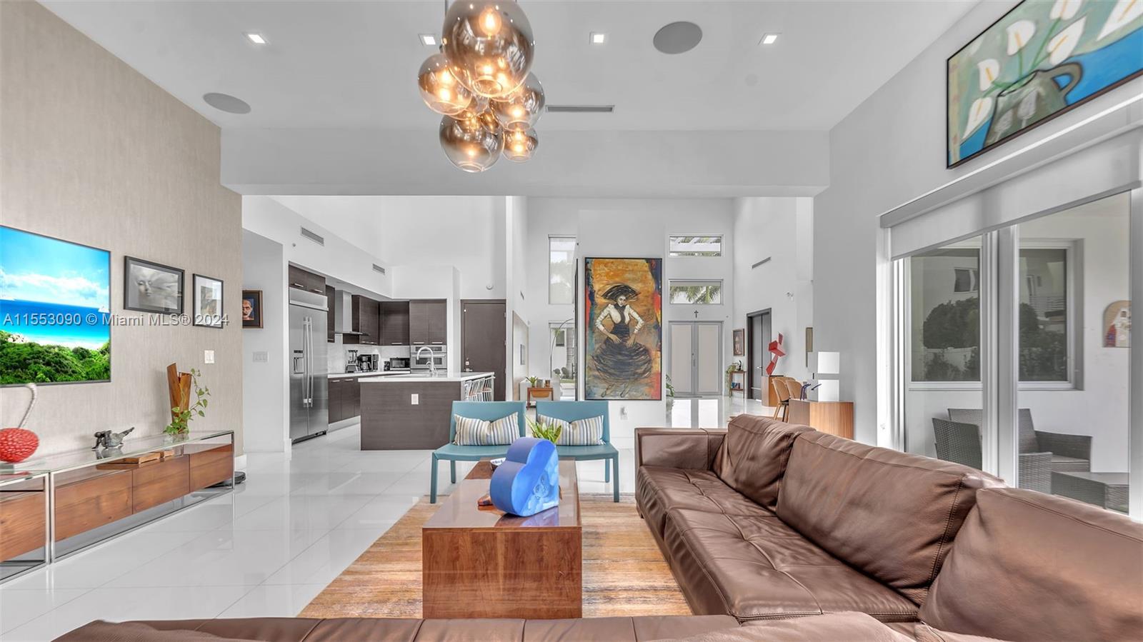 8248 NW 34th Dr, Doral, Florida 33122, 5 Bedrooms Bedrooms, ,6 BathroomsBathrooms,Residential,For Sale,8248 NW 34th Dr,A11553090